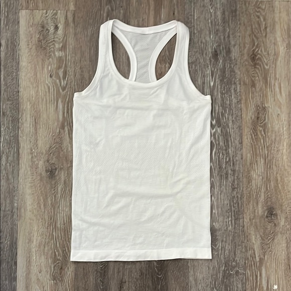 lululemon athletica Tops - Lululemon White Swiftly Tech Racerback Tank Size 4